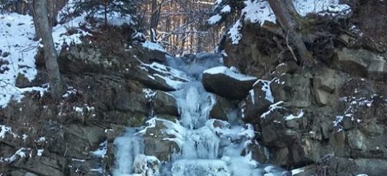 BIESZCZADY: Temperatura na plusie, a tu takie lodowe cudeńka (FOTO)